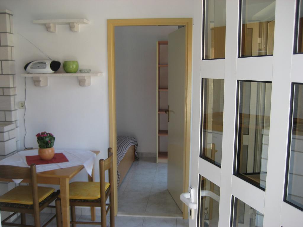 Apartments Katica Лумбарда Стая снимка