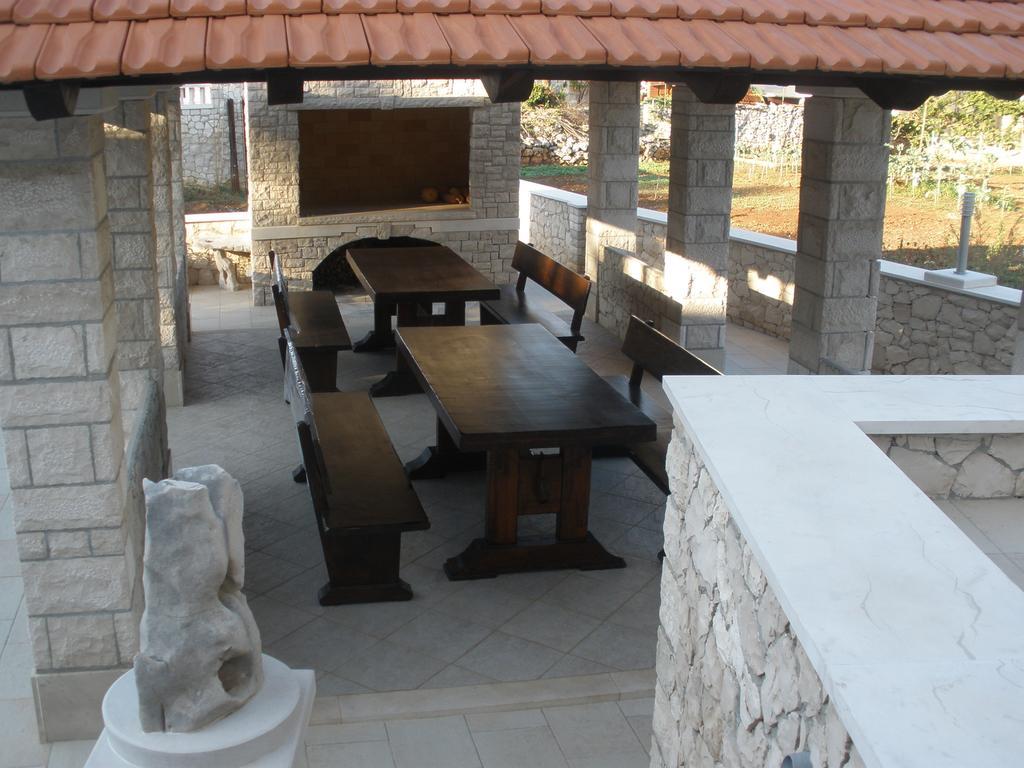 Apartments Katica Лумбарда Стая снимка