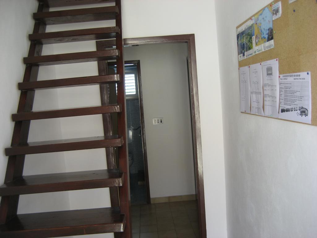 Apartments Katica Лумбарда Стая снимка