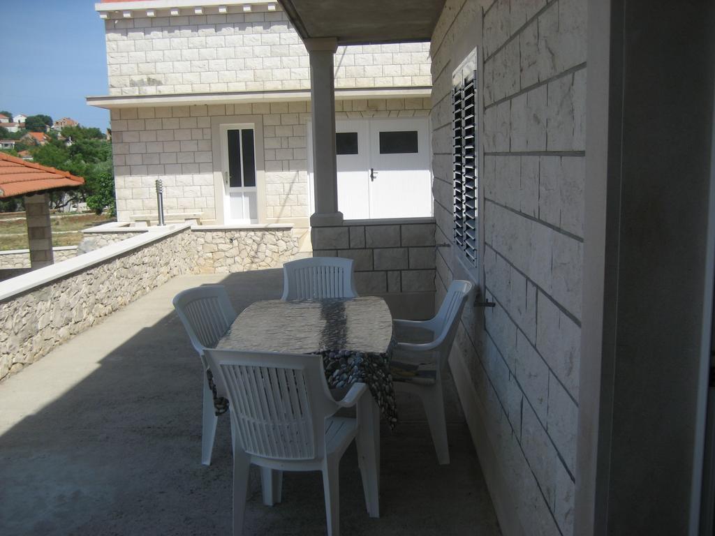 Apartments Katica Лумбарда Стая снимка