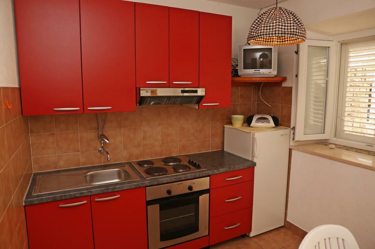 Apartments Katica Лумбарда Екстериор снимка