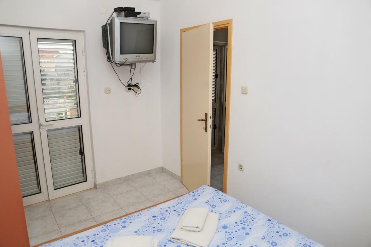 Apartments Katica Лумбарда Екстериор снимка